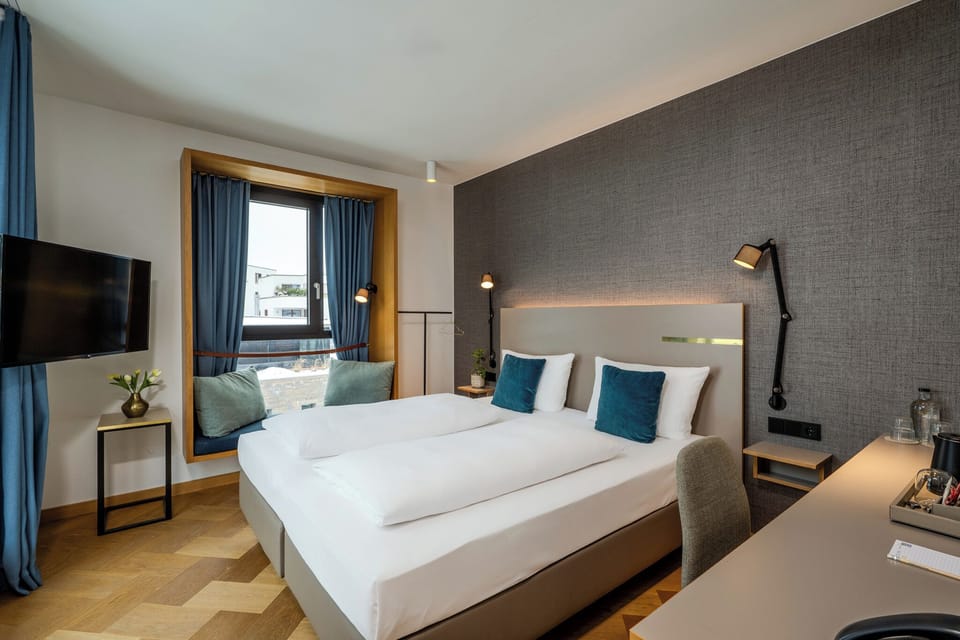 Premium Room, City View | Hypo-allergenic bedding, in-room safe, desk, laptop workspace