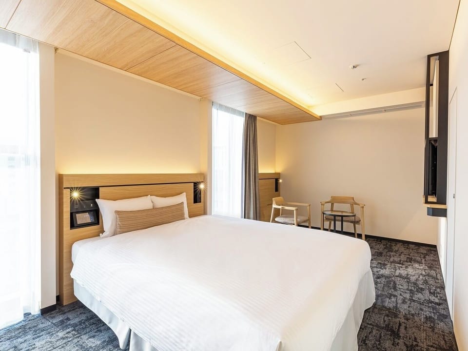 Moderate Double Room, Non Smoking | In-room safe, blackout drapes, soundproofing, free WiFi