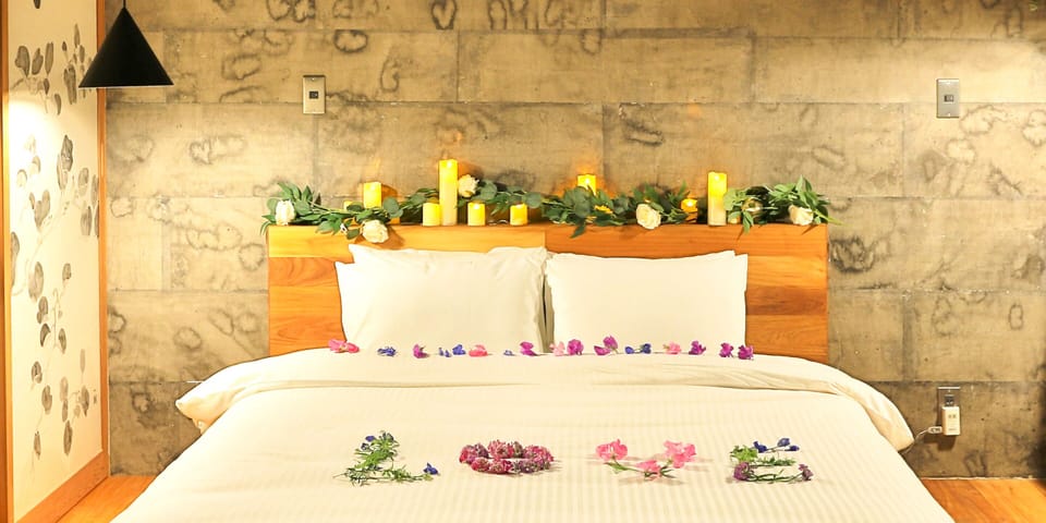 Room service - dining
