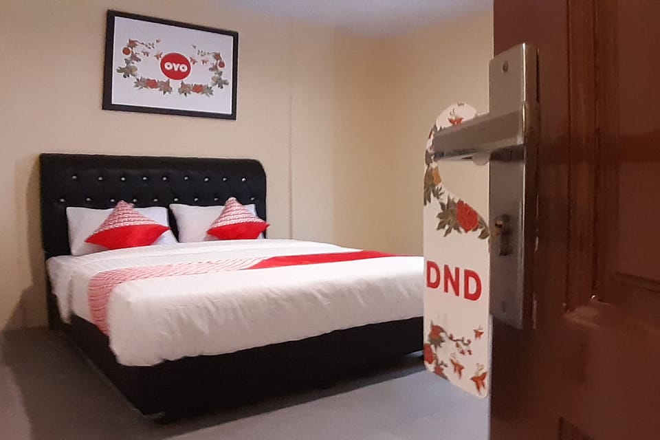 Standard Double Room | WiFi (free), bed sheets