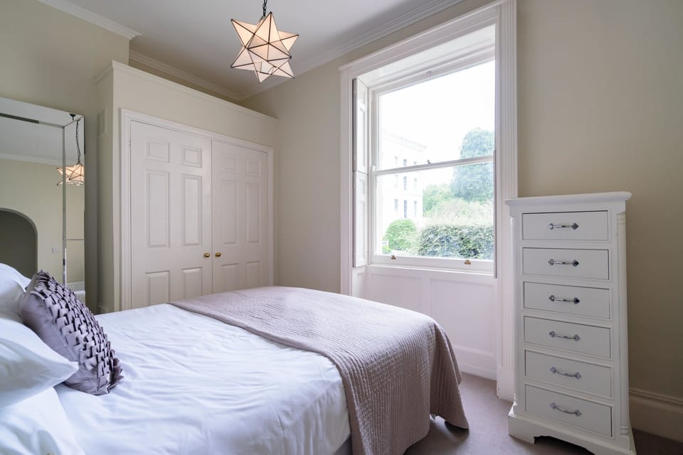 Luxury Apartments - Montpellier Spa Road Apartment in Cheltenham