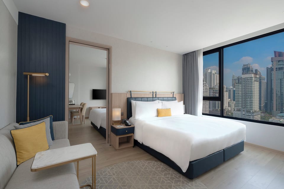Family Suite, 2 Bedrooms, Kitchen | City view