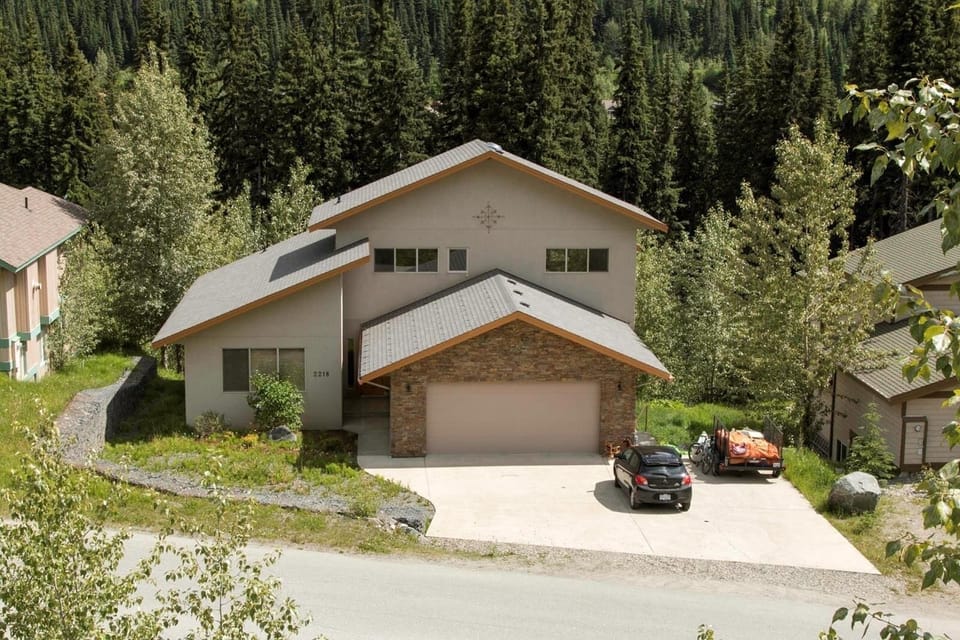 House, 4 Bedrooms | Exterior