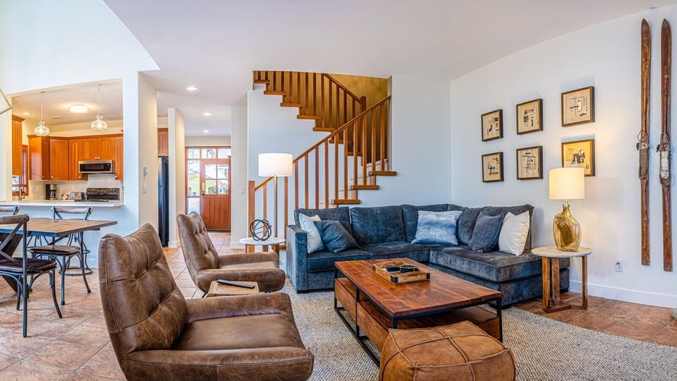 Townhome, 4 Bedrooms | Living area
