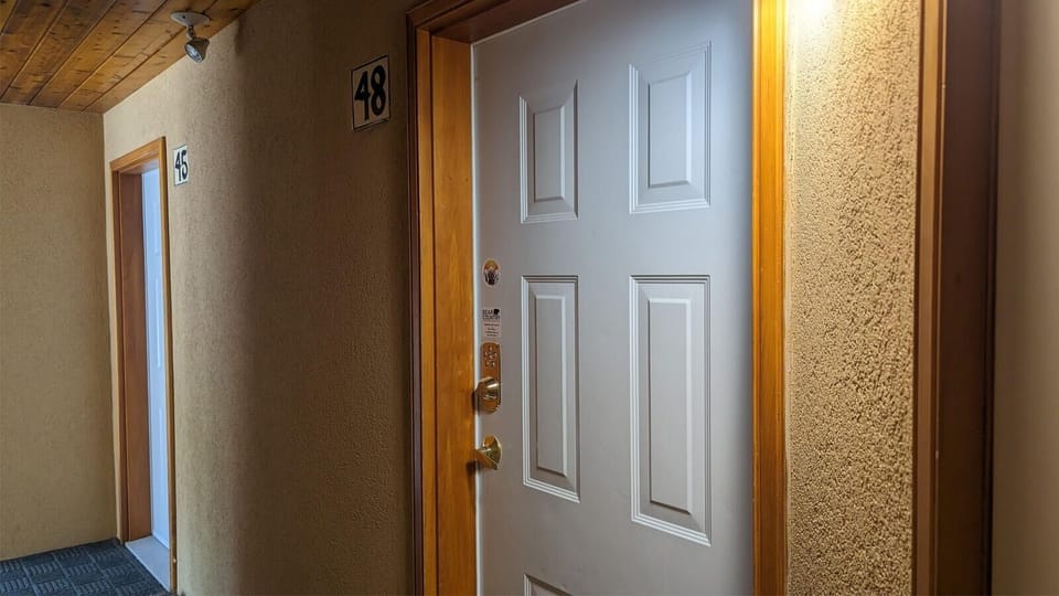 Condo, 1 Bedroom | Interior