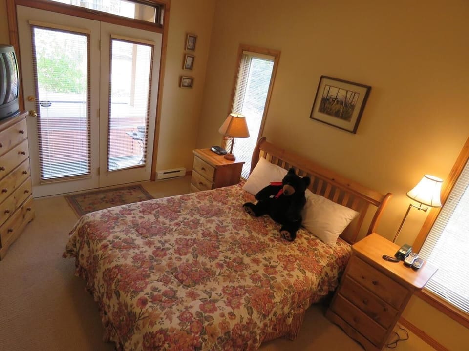 Crystal Forest #63 By Bear Country Apartment in British Columbia