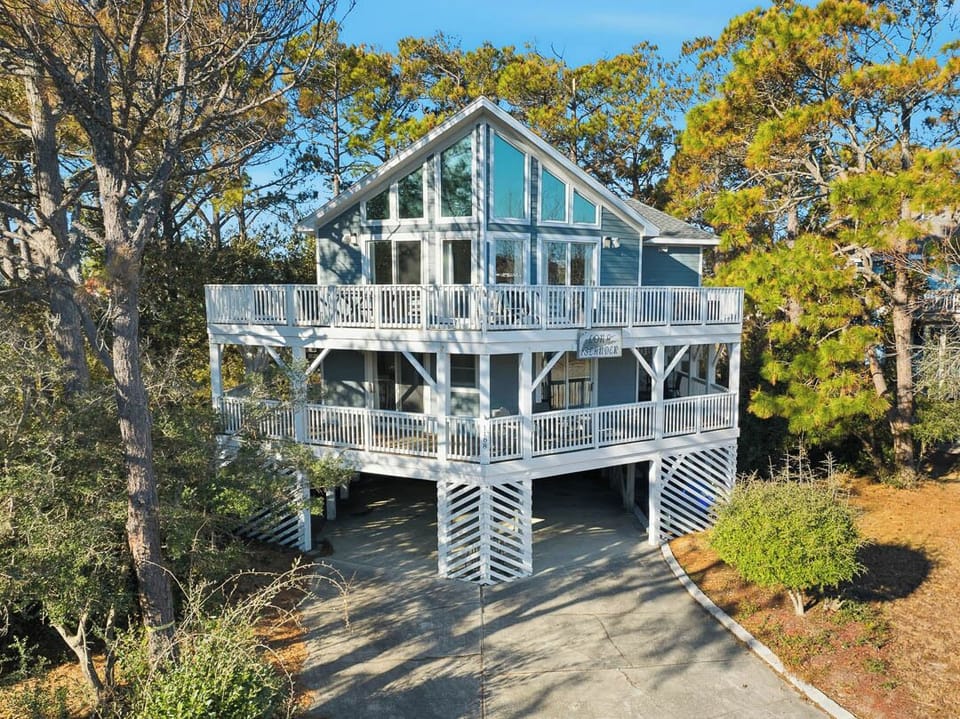 The Long Islander Front Exterior