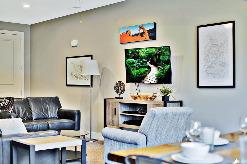 Family Room 55" TV, DVD Player, Cable, and Streaming Available