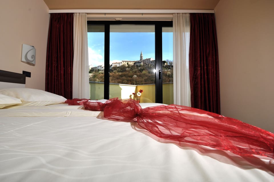 Down comforters, Select Comfort beds, minibar, in-room safe