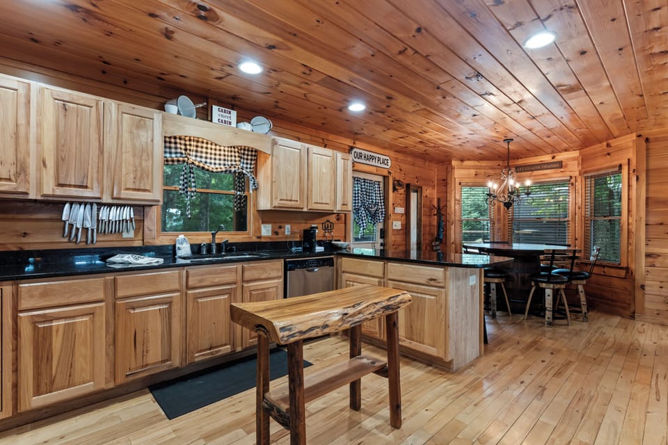 Drink Up The View - Kitchen