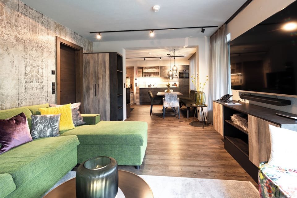Deluxe Chalet, Sauna (The Gardener) | Private kitchen | Fridge, microwave, oven, stovetop