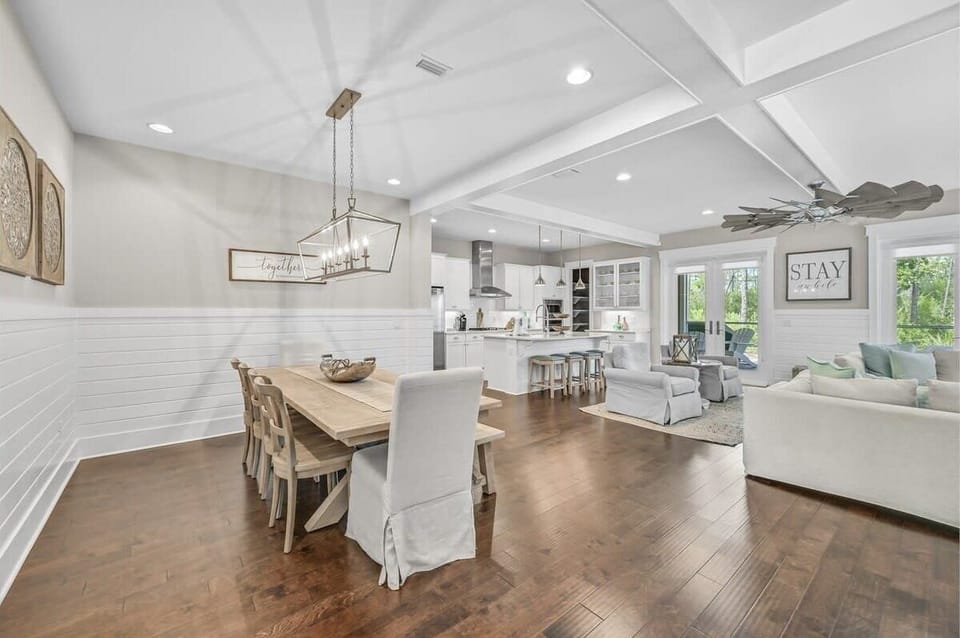 Large Dining Area