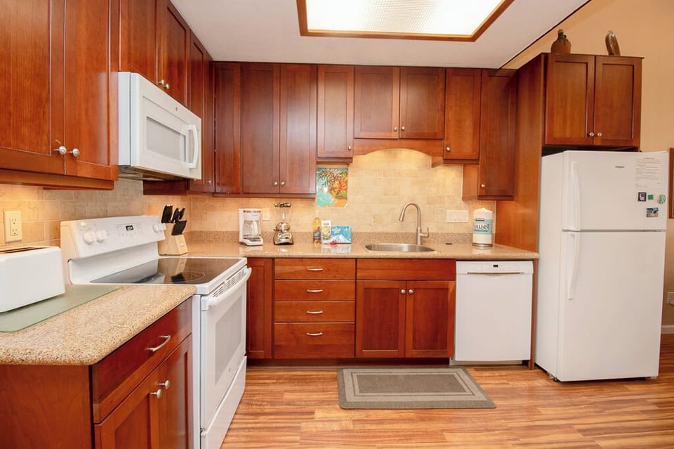 Spacious Kitchen