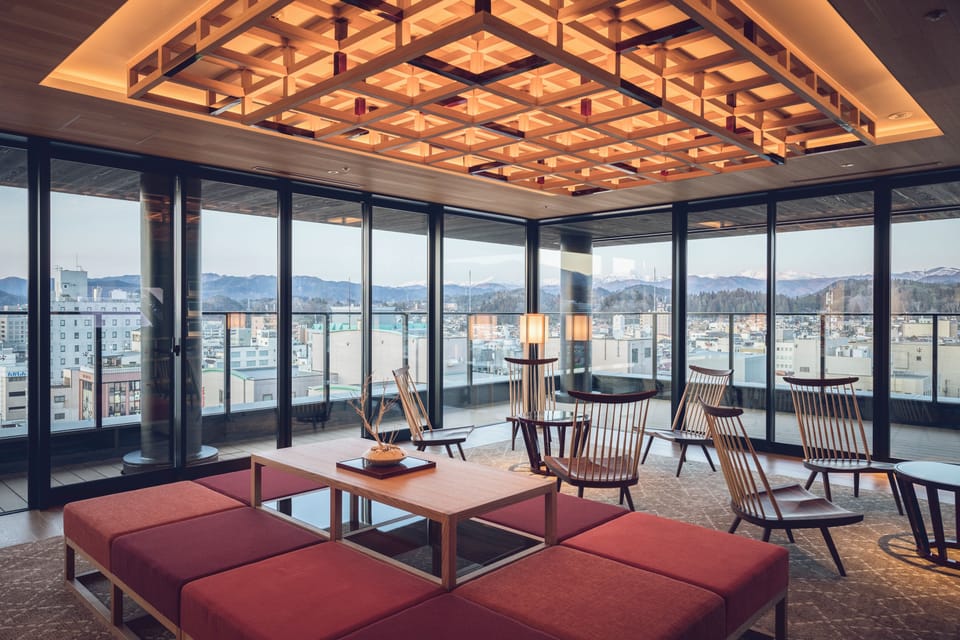 Lobby lounge