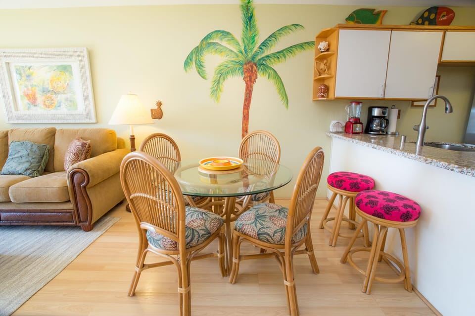 Dining Area - Dining Area