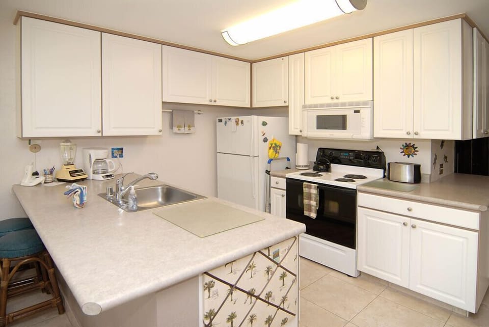 Kitchen - Kitchen