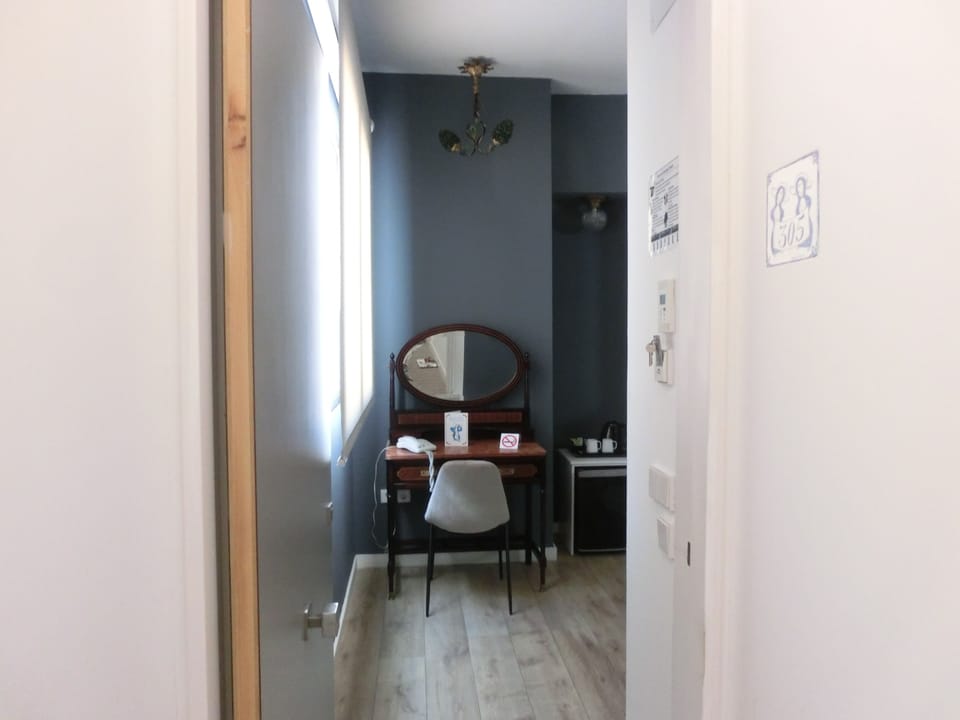 Triple Room | Premium bedding, individually furnished, desk, soundproofing