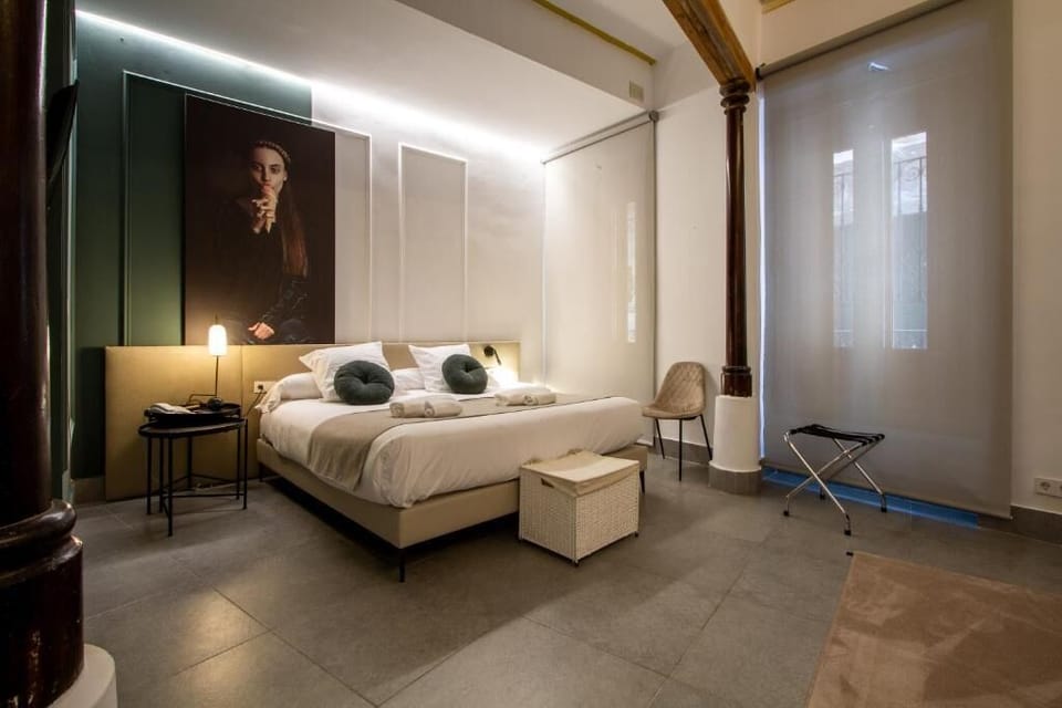 Triple Room, Accessible | Premium bedding, individually furnished, desk, soundproofing