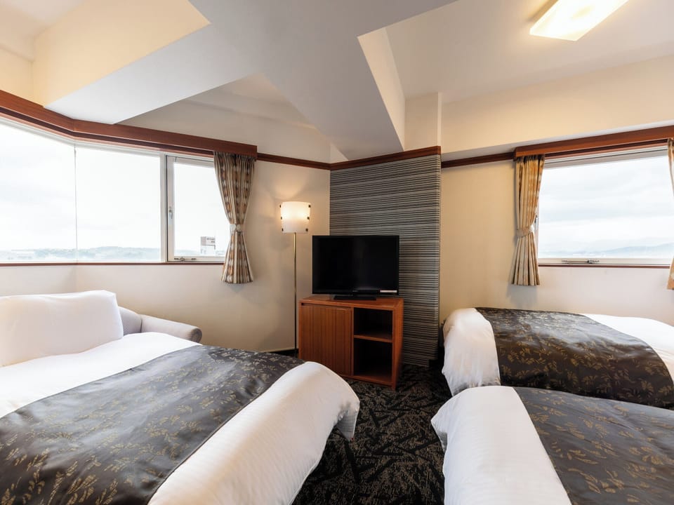 Twin + Sofa Bed Room, Non Smoking | In-room safe, desk, blackout drapes, free WiFi