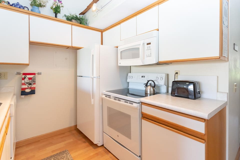 Kitchen - Kitchen
