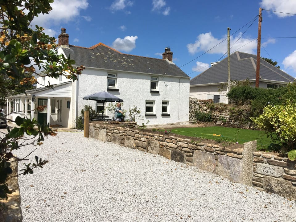Daphne cottage