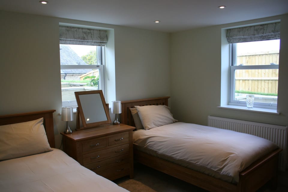Twin Bedroom
