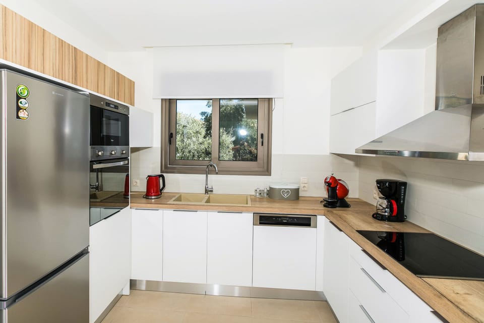 fully-equipped kitchen