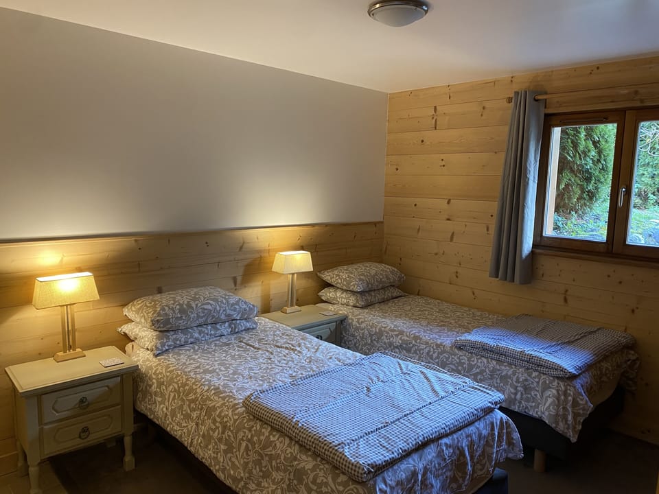 Bedroom 1 , sleeps 2.  2 single beds or connected to make 180cm bed