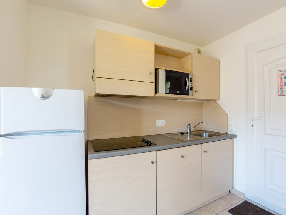 Prepare a small meal in your kitchenette.