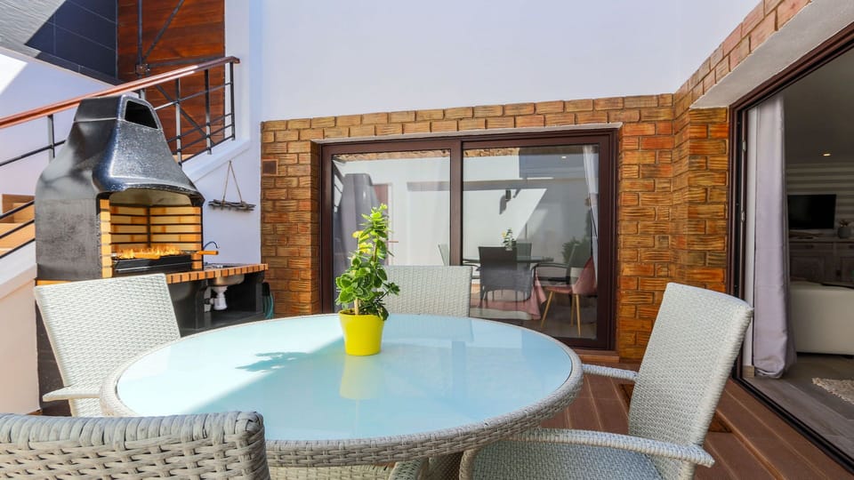 Beautiful Relaxing Terrace Area