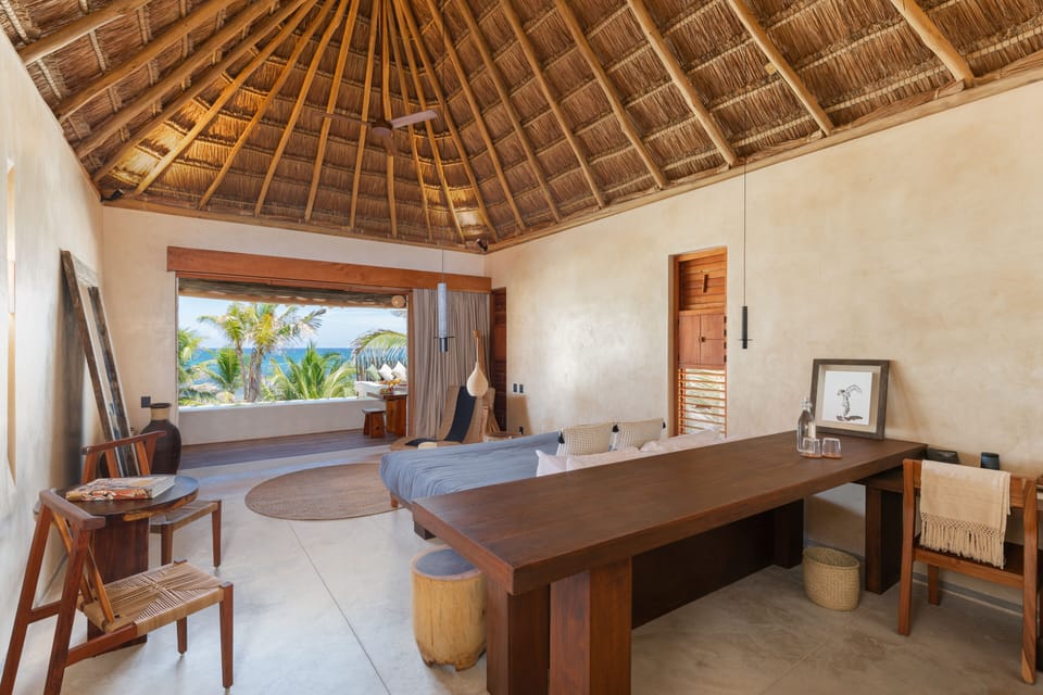 Suite First Floor Ocean Front | Premium bedding, memory foam beds, free minibar, in-room safe