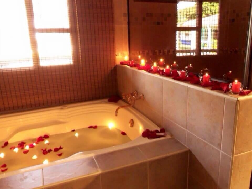 Suite, 1 Double Bed, Balcony (Salento) | Jetted tub