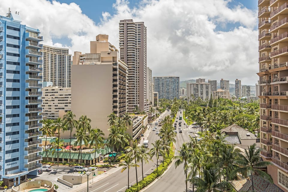 View Of Ala Moana Boulevard - View Of Ala Moana Boulevard