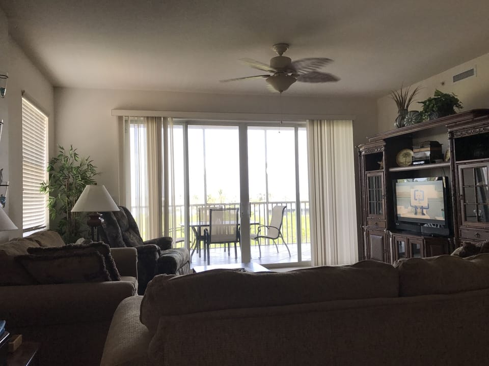 Living room View towards Lani