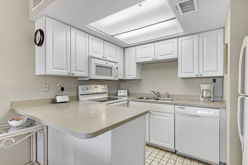Full Kitchen