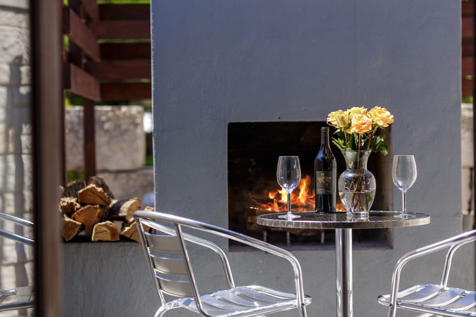Hot Tub,Wood-Burning Firepit