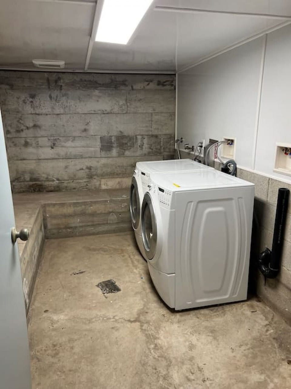 Convenient in-home washer & dryer for easy extended stays.