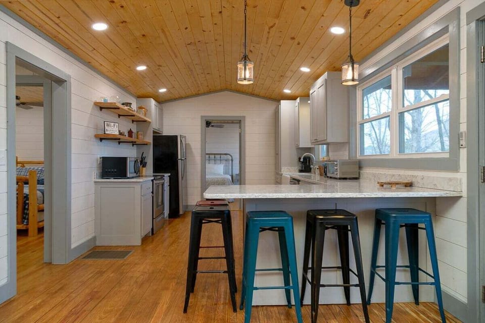 Kitchen and Bar