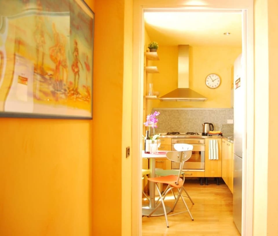 Apartment, 1 Bedroom | In-room dining