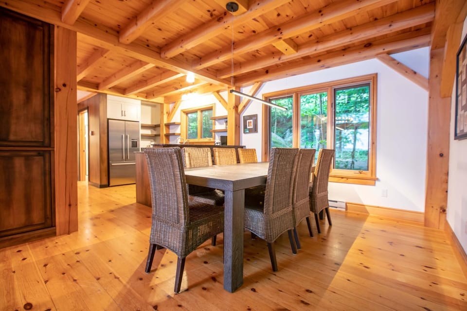 Main cottage Dinning table