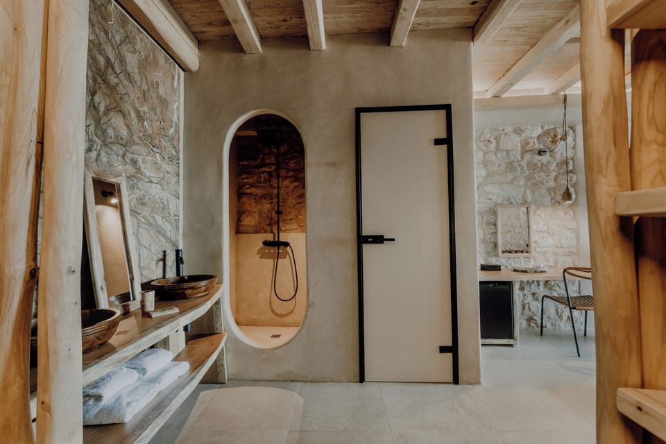Suite, Sea View (Supreme) | Bathroom | Designer toiletries, hair dryer, slippers, towels