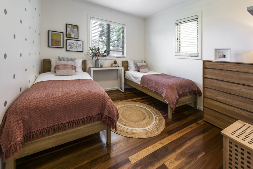 Third bedroom with two single beds