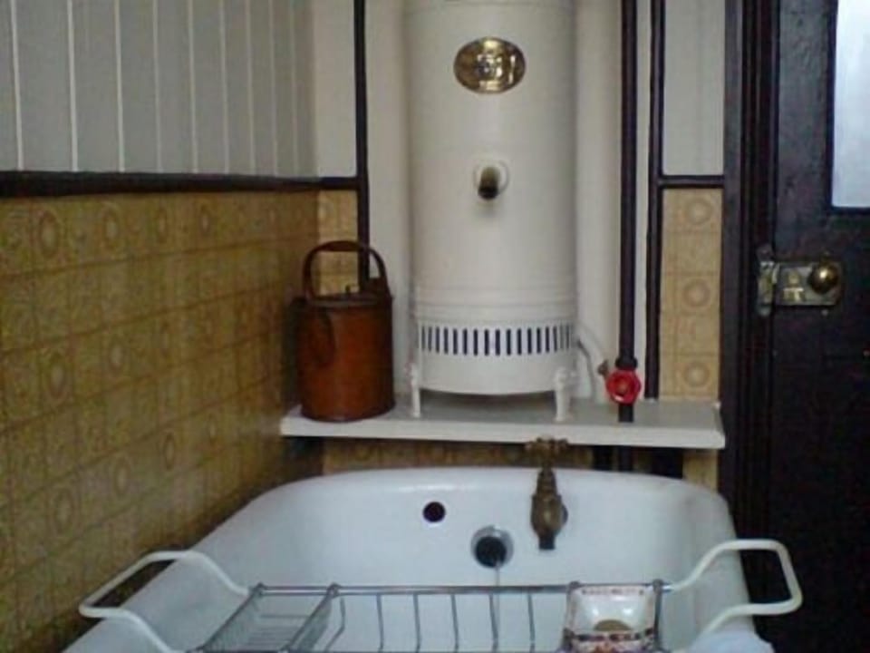 St Benedict B&B Bed and Breakfast in Hastings
