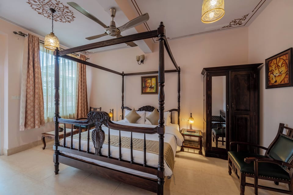 Superior Double or Twin Room, 1 Bedroom, Courtyard View, Courtyard Area | Premium bedding, down comforters, memory foam beds, minibar