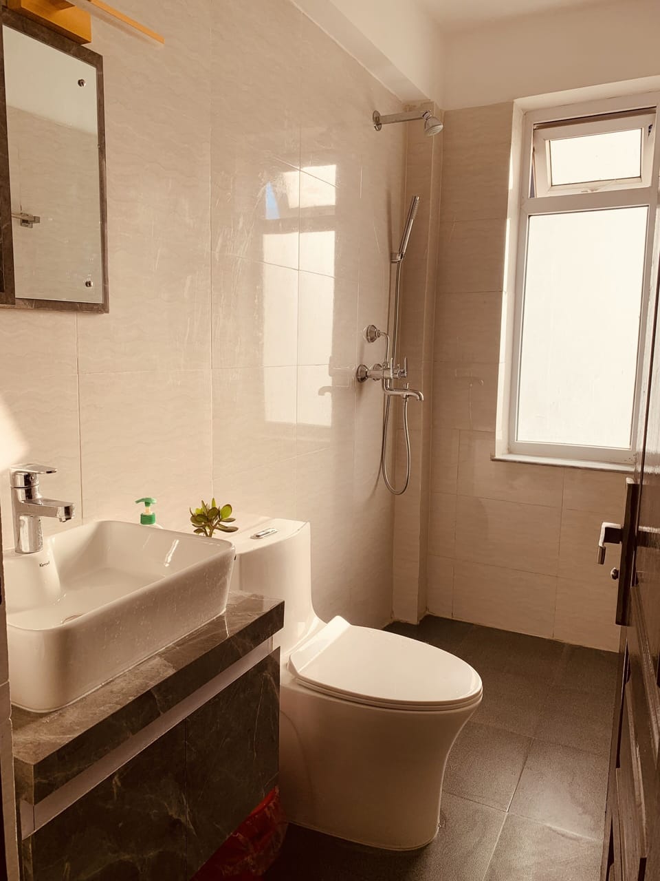 Shower, rainfall showerhead, slippers, bidet