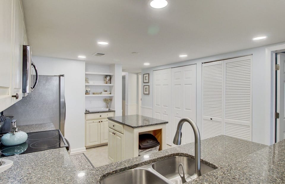 Wonderful kitchen.