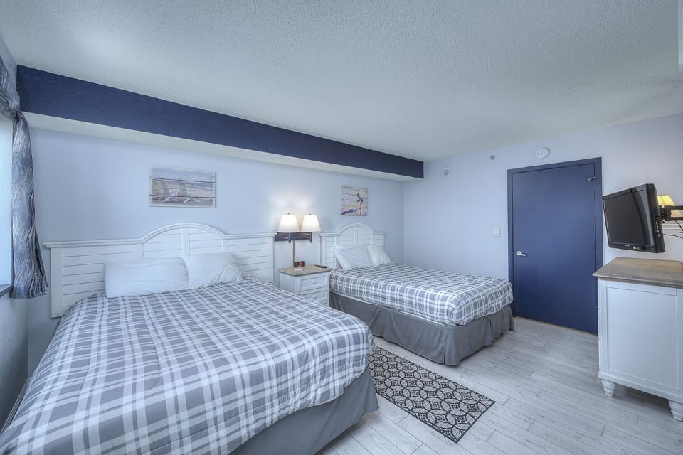 Great room for the kids to share.