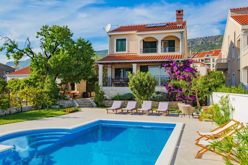 Villa Mendula - pool area
