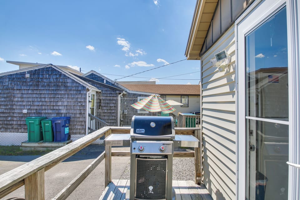 Deck | Gas Grill