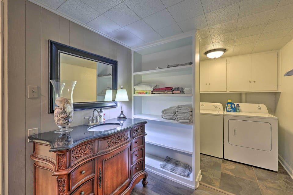Walk-In Closet | In-Unit Laundry | Basement Level